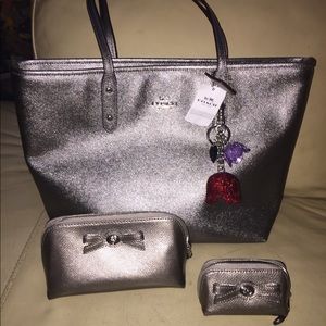 Gunmetal Set 💋🍾